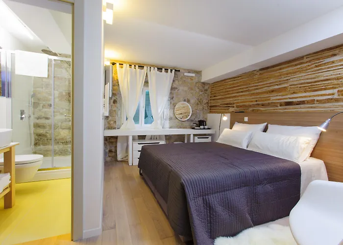 Grgur Ninski Bed and breakfast