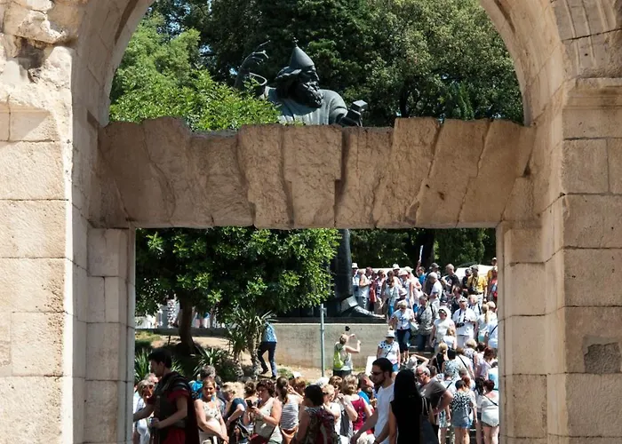 Grgur Ninski Nocleg ze śniadaniem