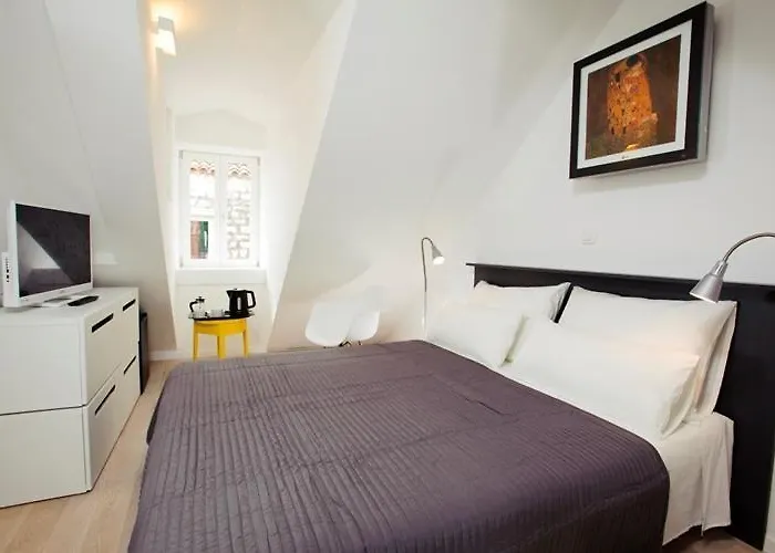 Grgur Ninski Bed and breakfast 4*