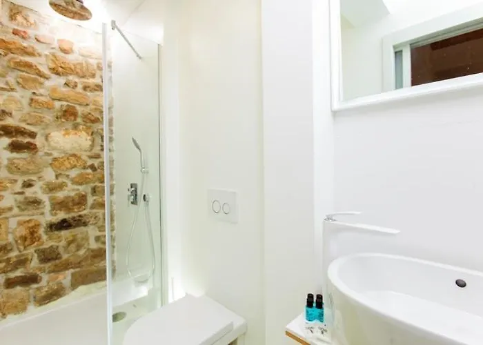 Grgur Ninski Bed and breakfast