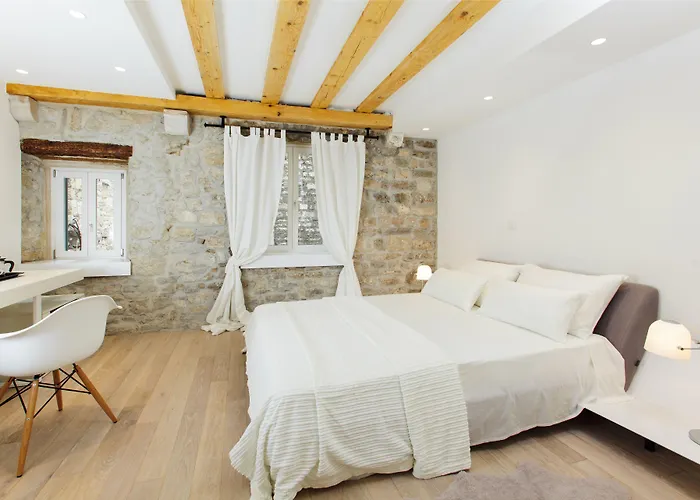 Grgur Ninski Bed and Breakfast Σπλιτ